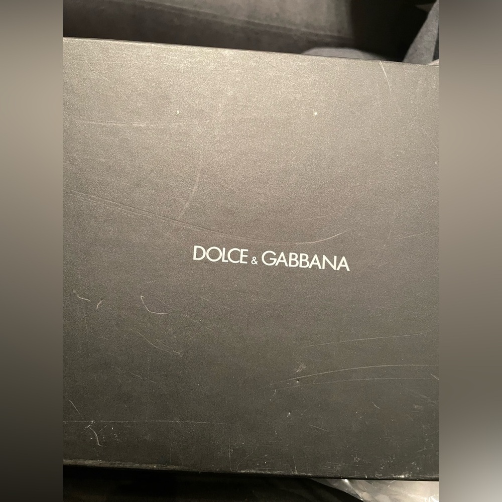 Dolce & Gabbana Black and Gold Heels - Picture 12 of 12